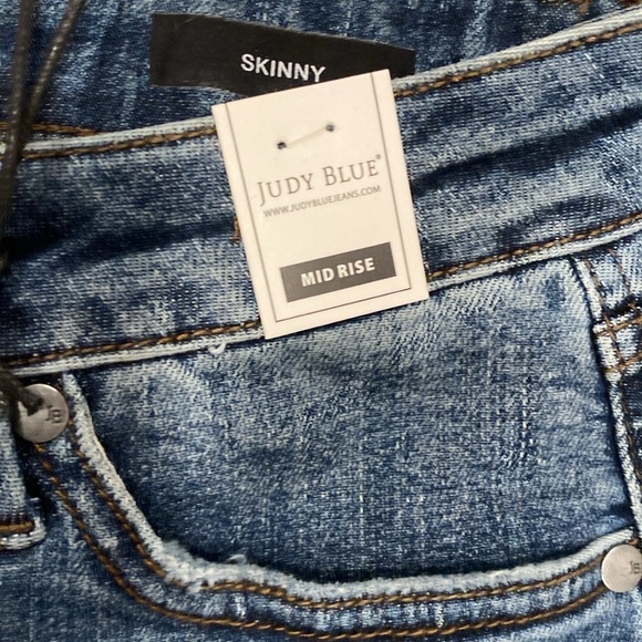 Tummy control Judy Blue mid rise destroy skinny 88798 - Picture 2 of 3